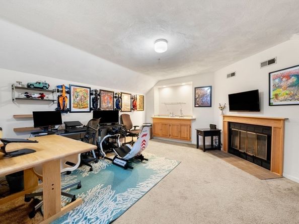 5 Oak Ridge Dr 7, Maynard MA 01754