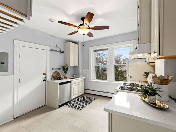 764 Cambridge St 6, Cambridge MA 02141