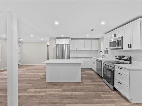 54 Mildred Rd, Brockton MA 02302