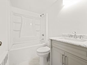 24 Oak St, Brockton MA 02301