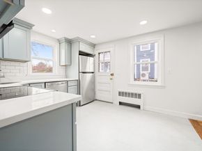 24 Oak St, Brockton MA 02301