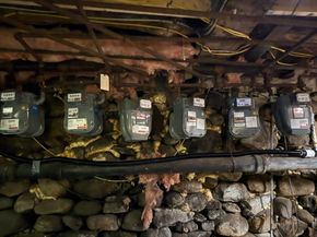 181 Pond St, Leominster MA 01453