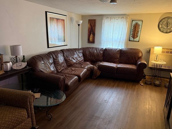 181 Pond St, Leominster MA 01453