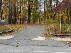 181 Pond St, Leominster MA 01453