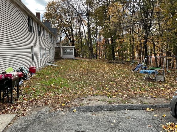 181 Pond St, Leominster MA 01453