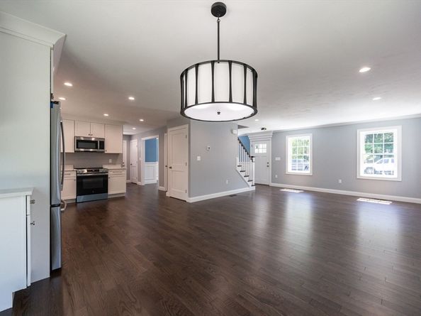 122 Canal Street, Blackstone MA 01504