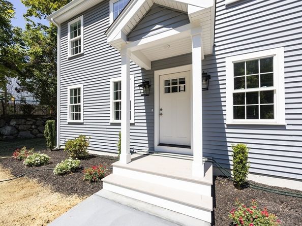 122 Canal Street, Blackstone MA 01504