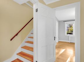 7 Longworth Rd, Worcester MA 01602