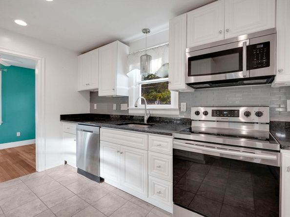 7 Longworth Rd, Worcester MA 01602