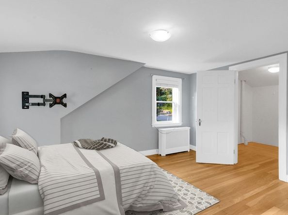 7 Longworth Rd, Worcester MA 01602