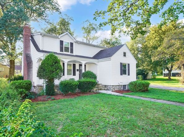 7 Longworth Rd, Worcester MA 01602