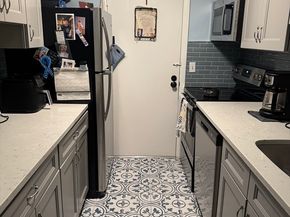 358 Broadway 13, Lynn MA 01904