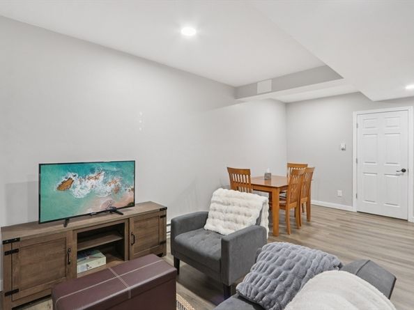 19 Delford St, Boston MA 02131