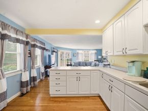 69 Bay Pointe Dr Ext 69, Wareham MA 02532