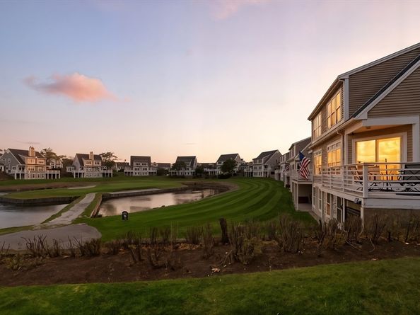 69 Bay Pointe Dr Ext 69, Wareham MA 02532