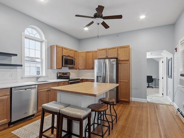 35 High Street 3D, Danvers MA 01923