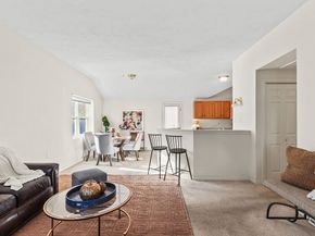 42 Crystal Water 0, East Bridgewater MA 02333