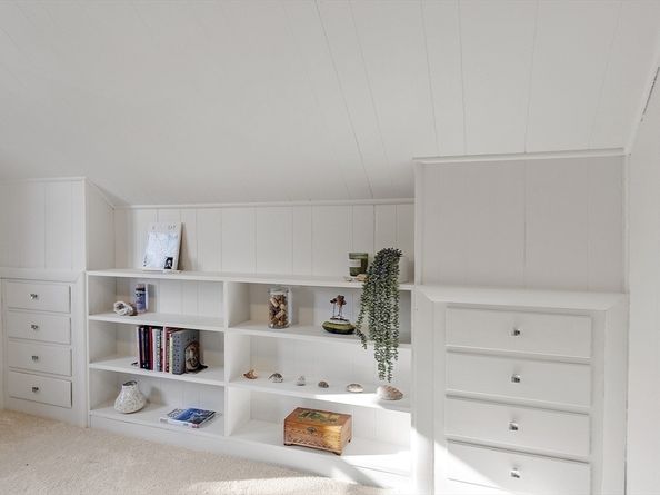 2 Summit Ter, Peabody MA 01960