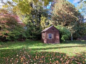 50 Grove St N, Barre MA 01005