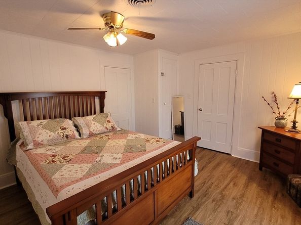 50 Grove St N, Barre MA 01005