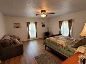 50 Grove St N, Barre MA 01005