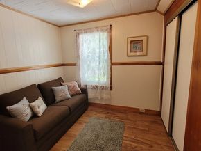 50 Grove St N, Barre MA 01005