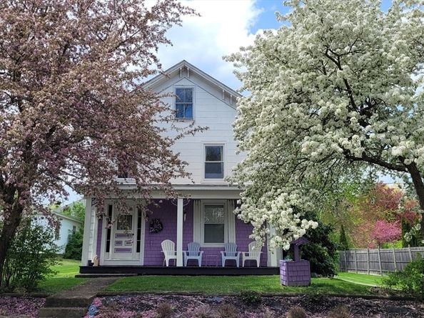 50 Grove St N, Barre MA 01005