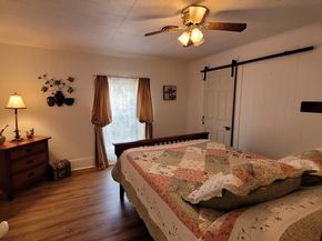 50 Grove St N, Barre MA 01005