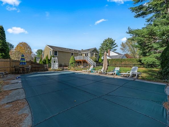 59 Indian Meadow Dr, Northborough MA 01532