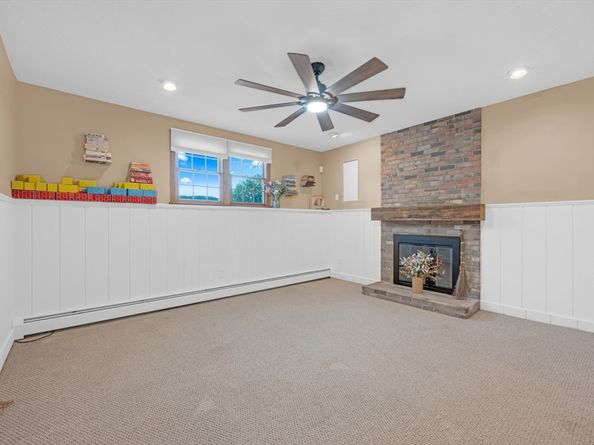 59 Indian Meadow Dr, Northborough MA 01532