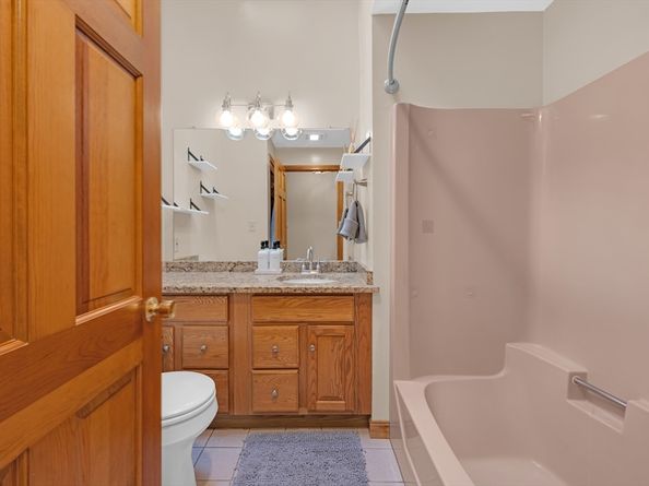 59 Indian Meadow Dr, Northborough MA 01532