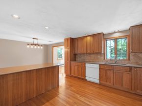 59 Indian Meadow Dr, Northborough MA 01532