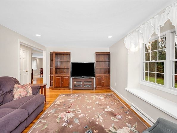 24 Perley Ave, Peabody MA 01960