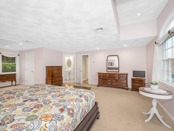 24 Perley Ave, Peabody MA 01960