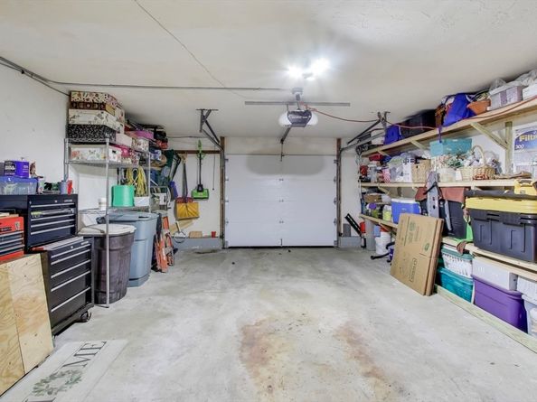 425 Main St 11B, Hudson MA 01749