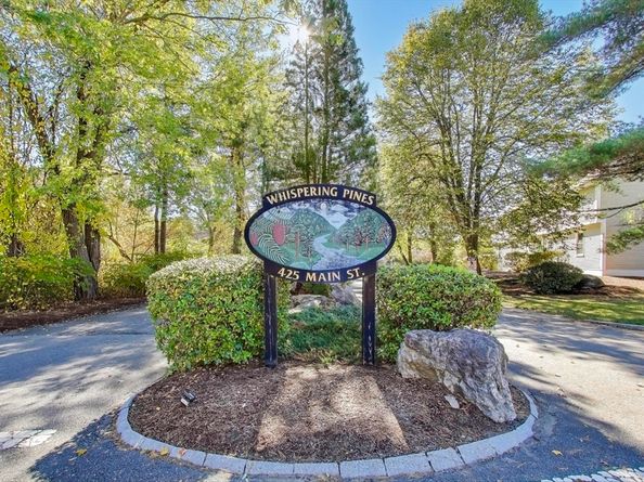 425 Main St 11B, Hudson MA 01749