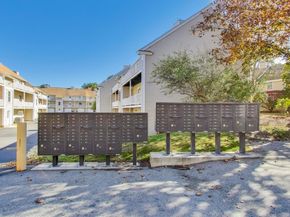 425 Main St 11B, Hudson MA 01749