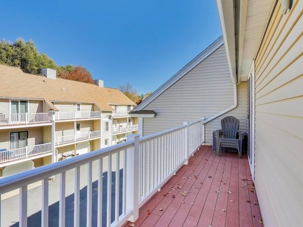 425 Main St 11B, Hudson MA 01749