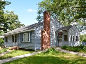 7 Howard St, Milford MA 01757