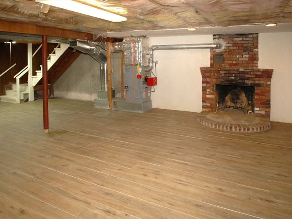 7 Howard St, Milford MA 01757