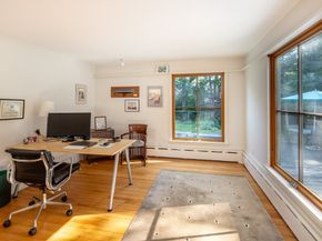 16 Vine St, Marion MA 02738