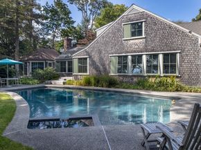 16 Vine St, Marion MA 02738