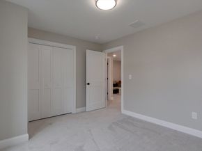 10 Pleasant St, Templeton MA 01468