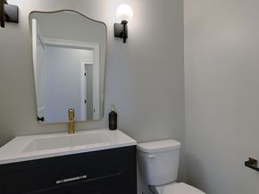 10 Pleasant St, Templeton MA 01468