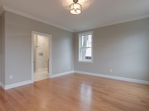 10 Pleasant St, Templeton MA 01468