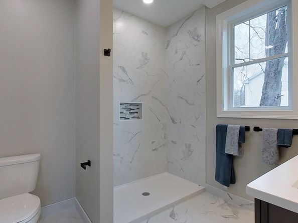 10 Pleasant St, Templeton MA 01468