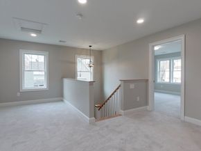 10 Pleasant St, Templeton MA 01468