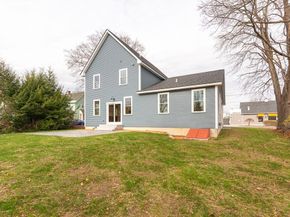 10 Pleasant St, Templeton MA 01468