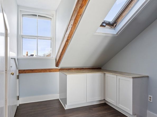 35 Middle St 4, Gloucester MA 01930