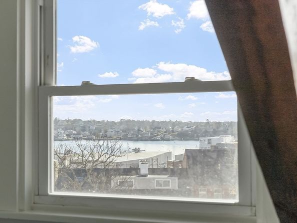 35 Middle St 4, Gloucester MA 01930